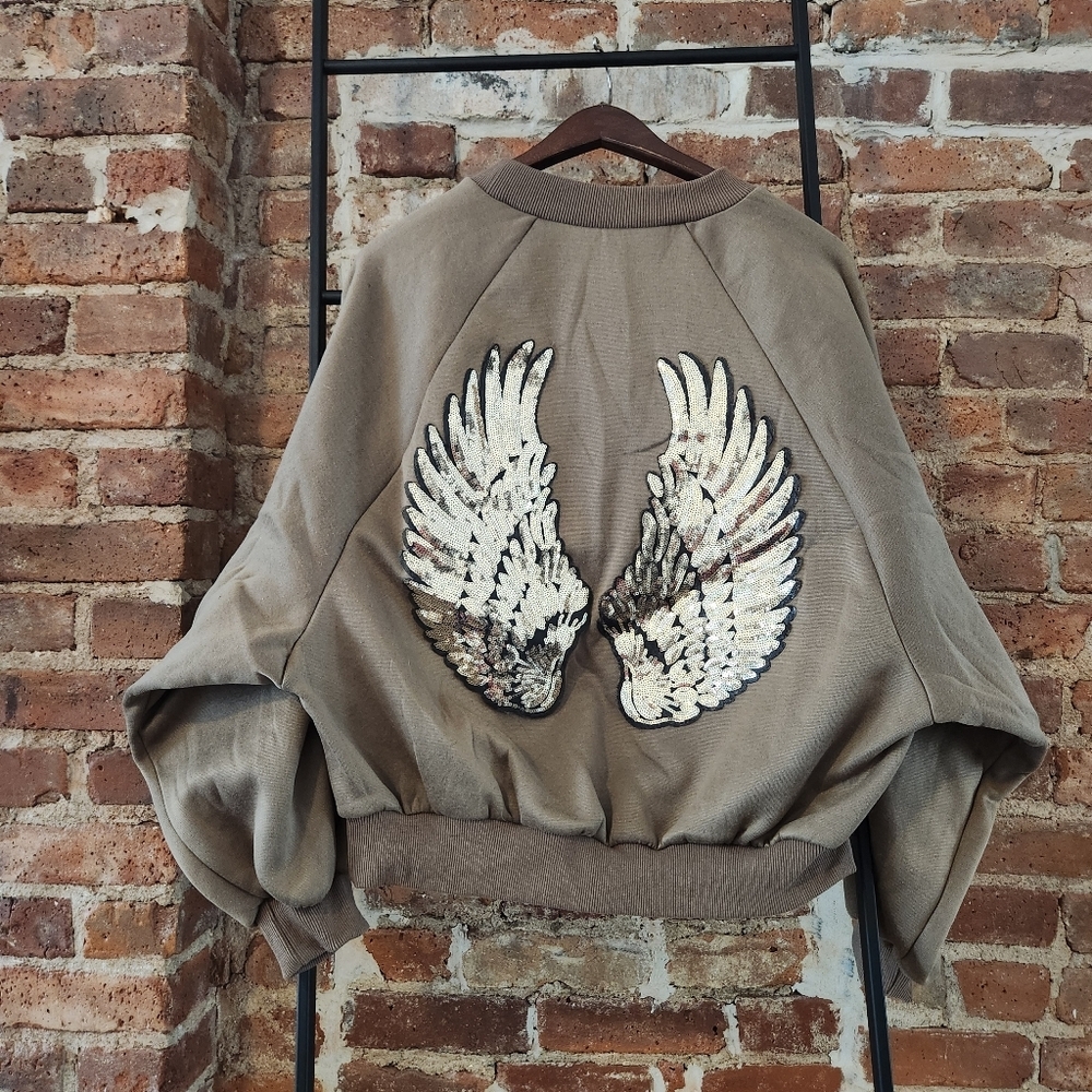 Sequined sweatshirt, dolman puff sleeves